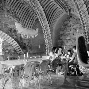 Bar à Giger à Gruyere