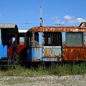Vieux wagons en gare de Tournon