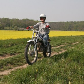Gyslaine - Yamaha 125 TY