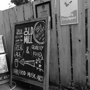 Bar - Food - Music - Art - Llanidloes